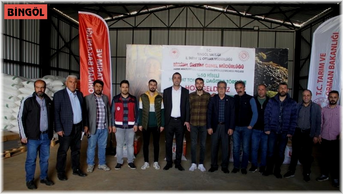 Bingöl'de çiftçilere yüzde 50 hibeli nohut tohumu dağıtıldı