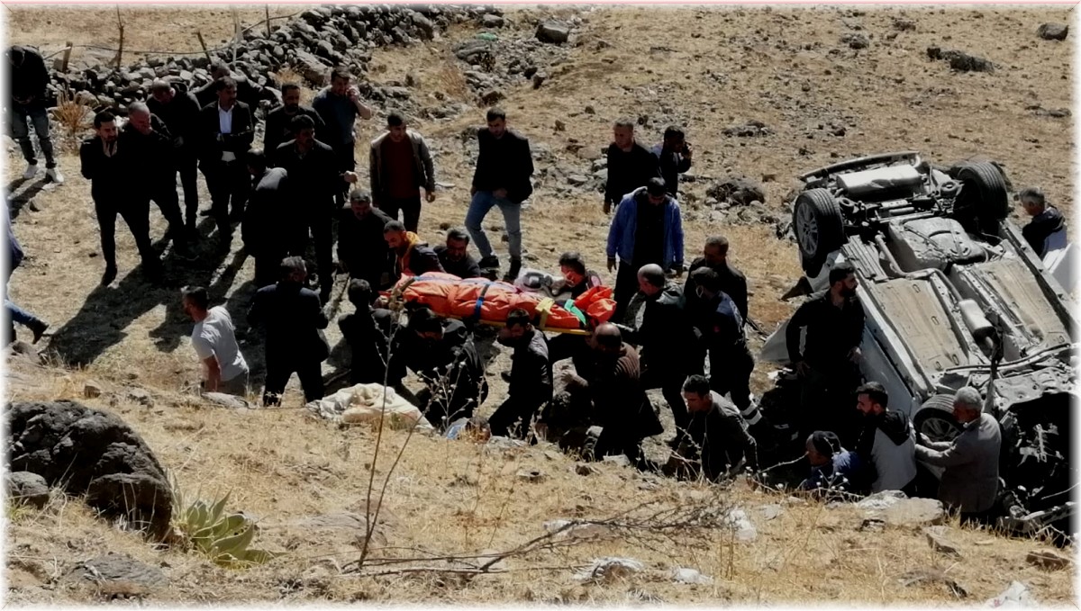 Bingöl'de feci kaza: 3 ölü, 2 yaralı