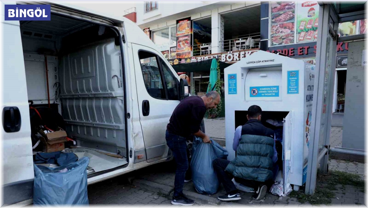 Bingöl'de iki haftada 3 ton 652 kilo tekstil atığı toplandı