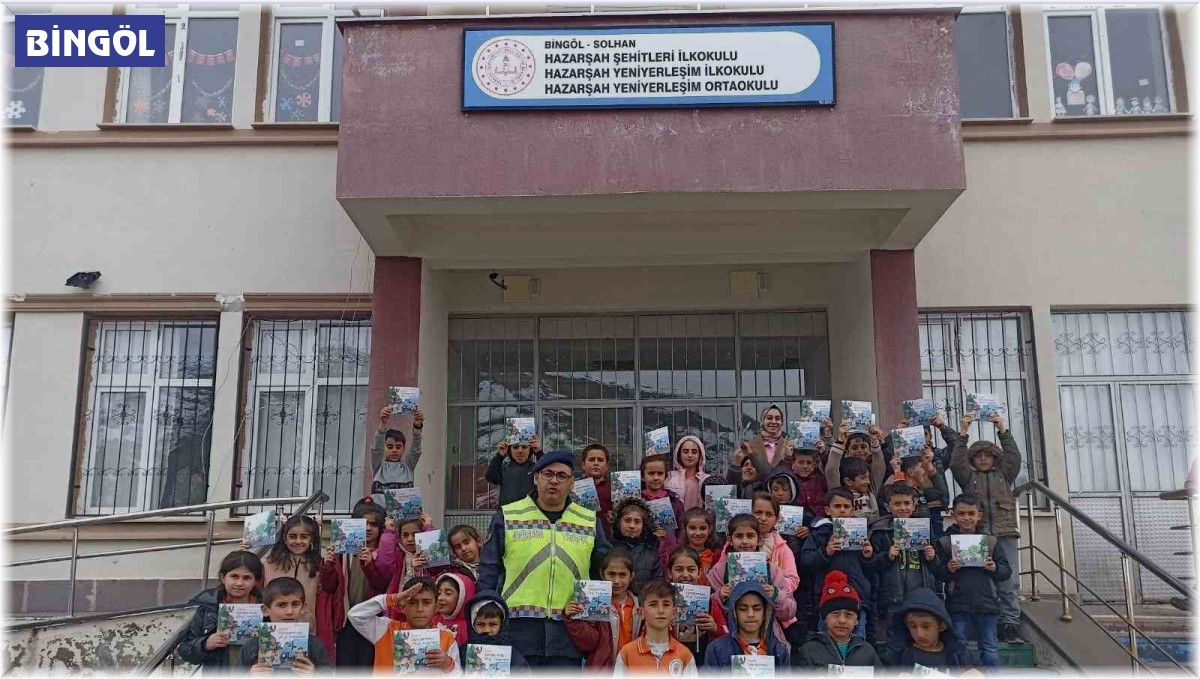 Bingöl'de jandarmadan öğrencilere trafik eğitimi