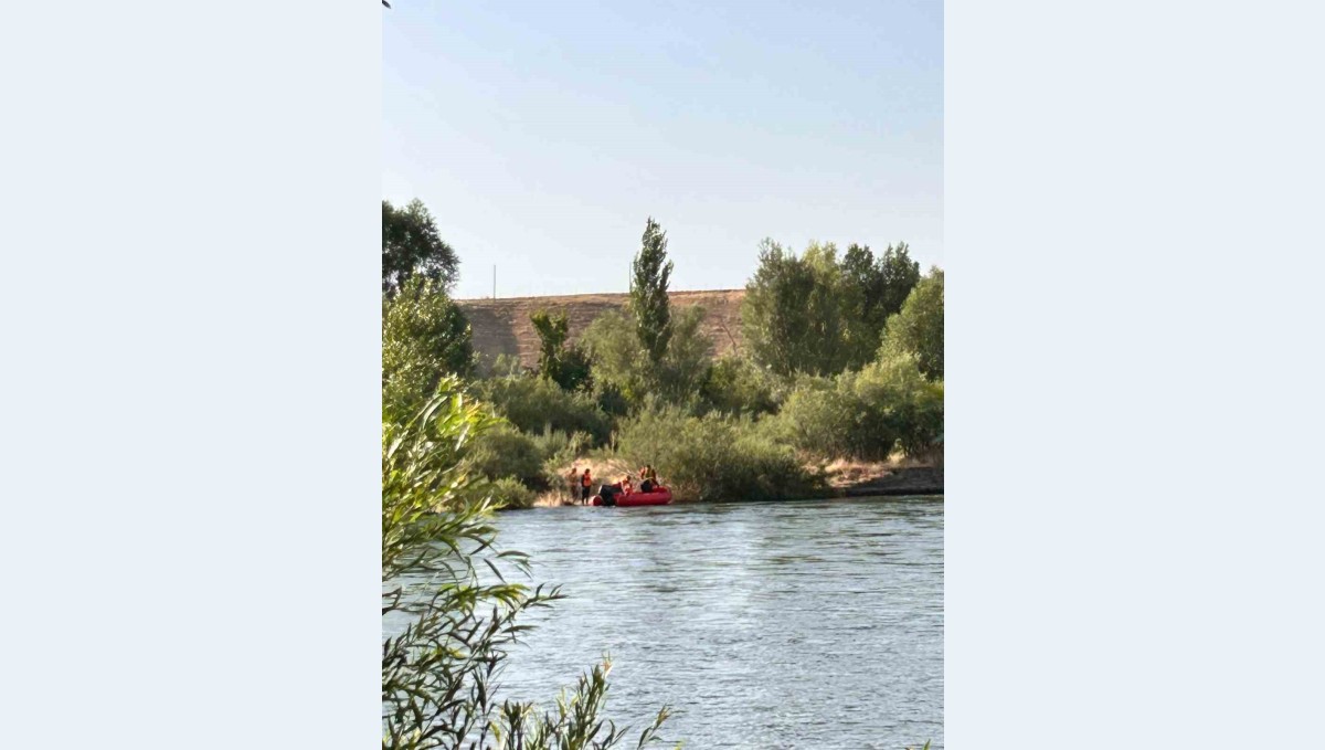 Bingöl'de mahsur kalan vatandaşları ekipler kurtardı