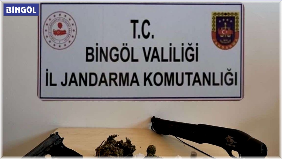 Bingöl'de narkoterör operasyonlarında uyuşturucu ve silahlar ele geçirildi