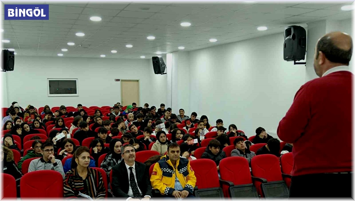 Bingöl'de öğretmen ve öğrencilere ilk yardım semineri