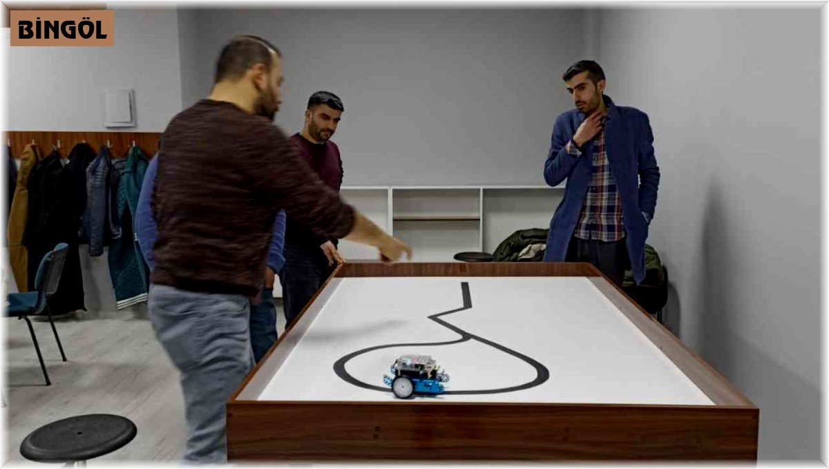 Bingöl'de öğretmenlere 'temel robotik kursu' eğitimi