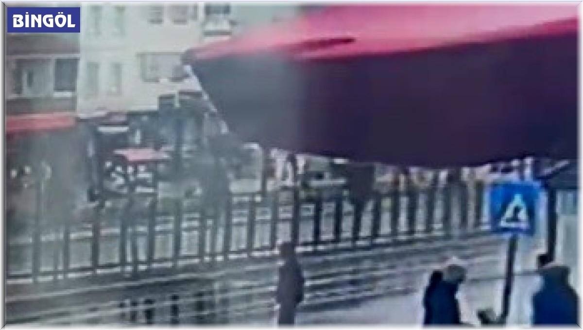 Bingöl'de otomobilin çarptığı kız çocuğu hayatını kaybetti