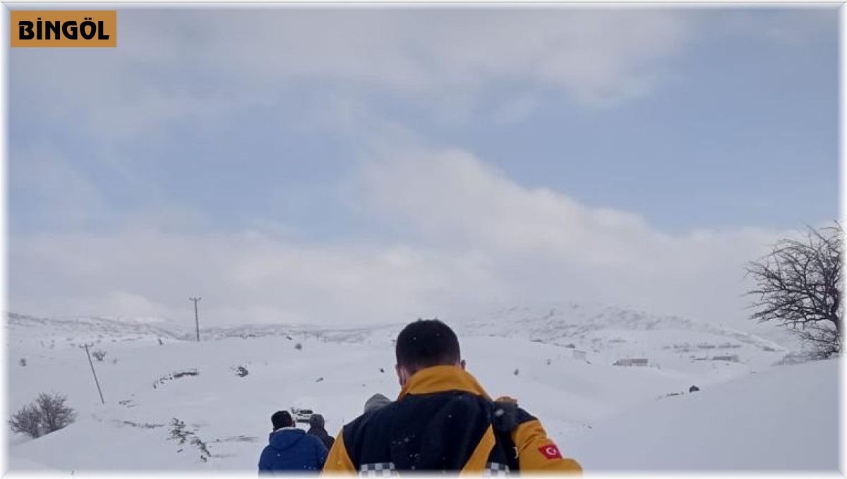 Bingöl'de sağlıkçılar 115 yaşındaki hasta için seferber oldu