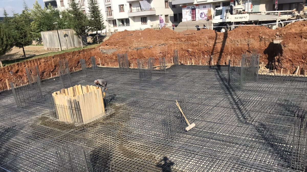 Bingöl'de Sağlıklı Yaşam Merkezinin temeli atıldı