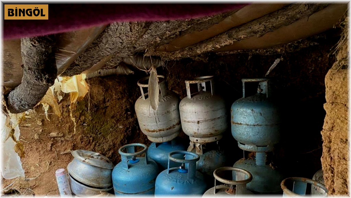 Bingöl'de terör örgütüne ait 6 odalı sığınak imha edildi