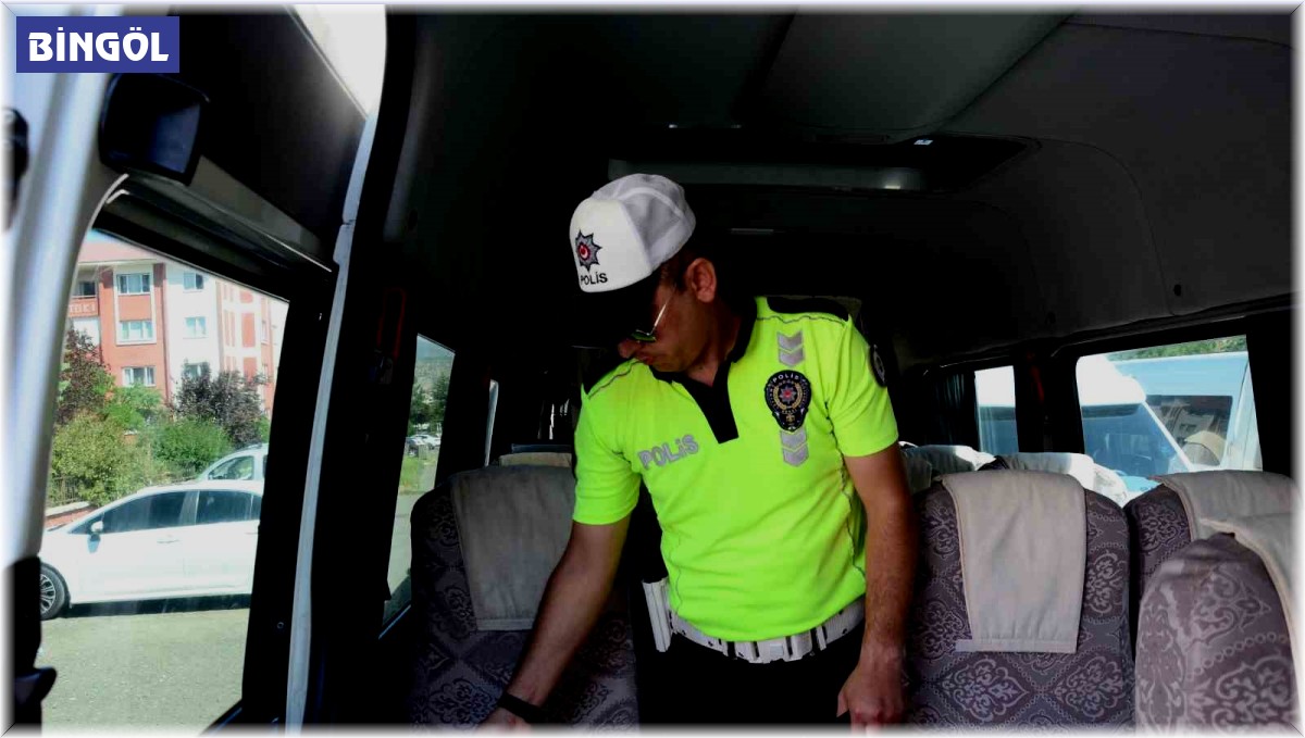 Bingöl'de trafik ekiplerince servis sürücülerine eğitim verildi