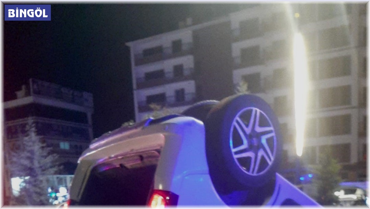 Bingöl'de trafik kazası: 3 yaralı