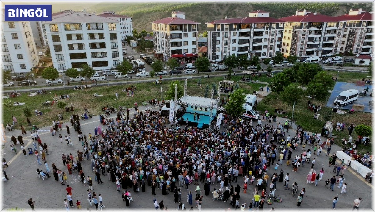 Bingöl'deki Çocuk Şenliği'nde renkli görüntüler yaşandı