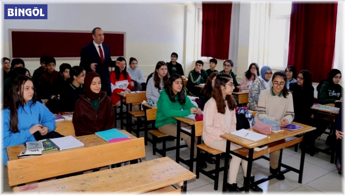 Bingöl İl Milli Eğitim Müdürü Yücel: ''Öğrencilerimizi geleceğe hazırlamak için var gücümüzle çalışıyoruz''