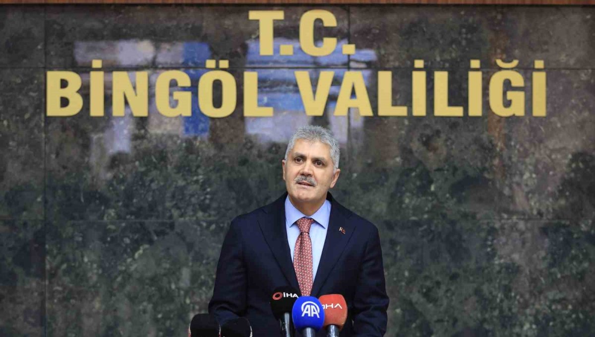 Bingöl Valisi Çelik görevine başladı