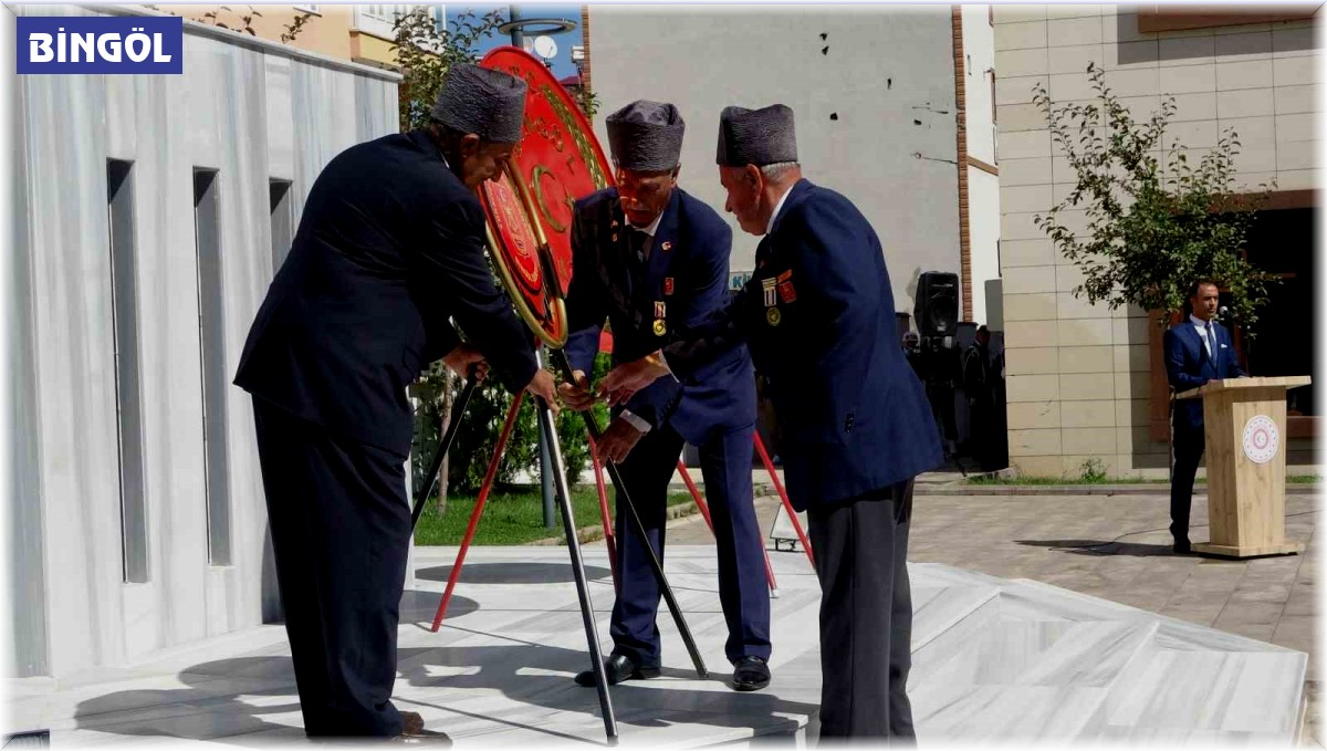 Bingöl Valisi Usta: "Bu insanlar vatan için, millet için, ülkenin bekası için canlarını ortaya koyup savaştılar"
