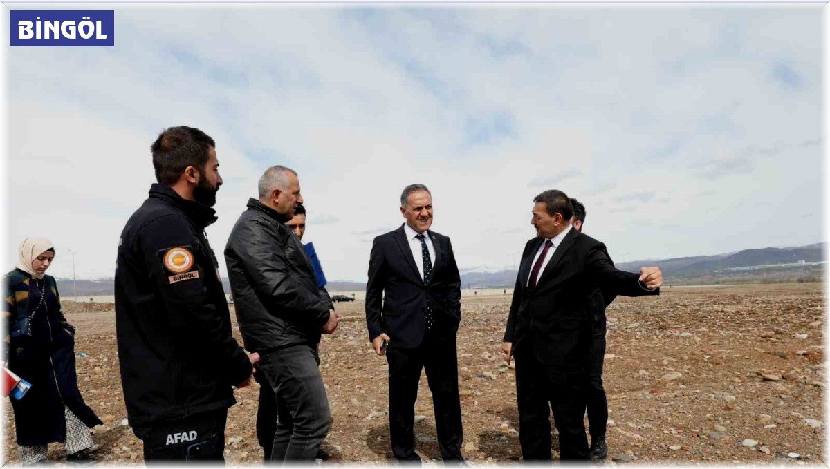 Bingöl Valisi Usta, konteyner kent alanlarında incelemelerde bulundu