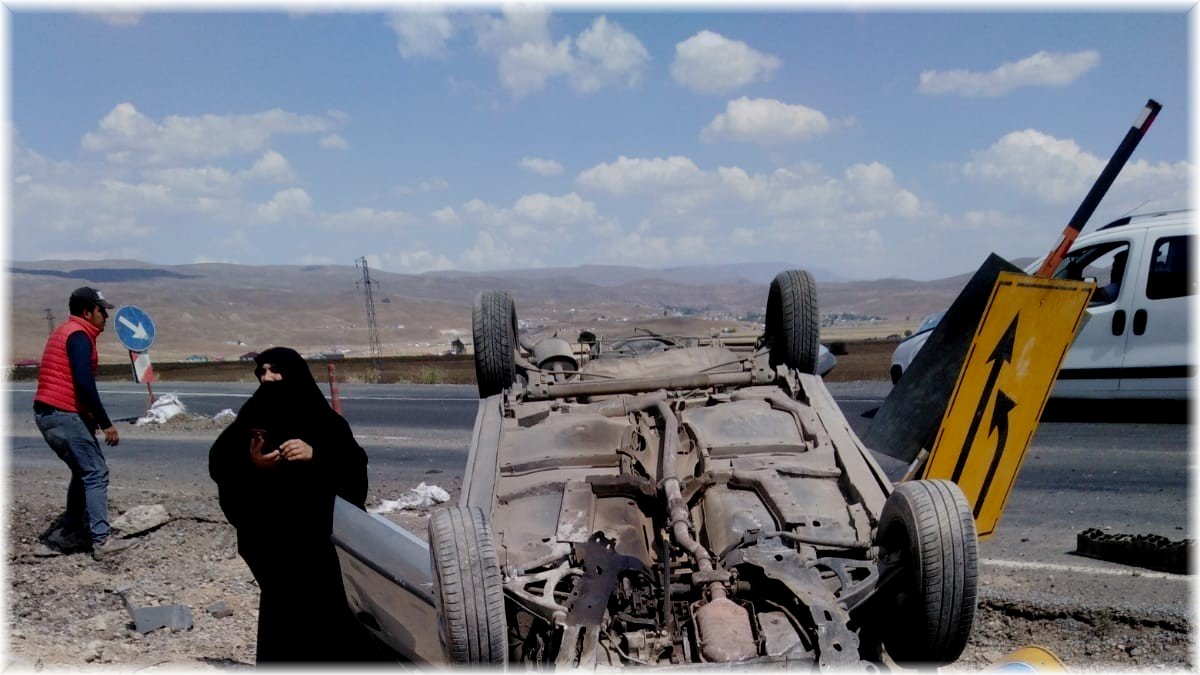 Bingöl’de kontrolden çıkan otomobil takla attı: 4 yaralı