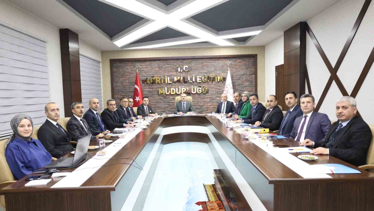 Bir gün, birçok durak: Vali Bozkurt’un Eleşkirt programı dikkat çekti