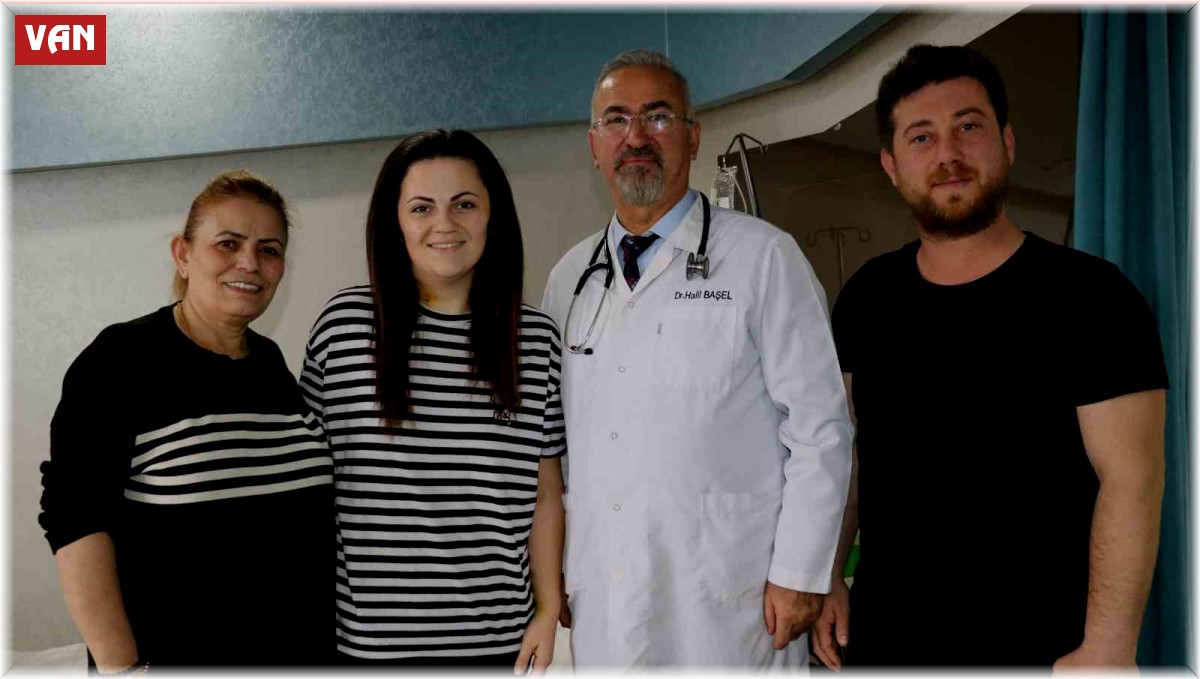 Bir hekimin hayatı boyunca rastlayabileceği glomus tümörü ameliyatlarını bir haftada gerçekleştiriyor