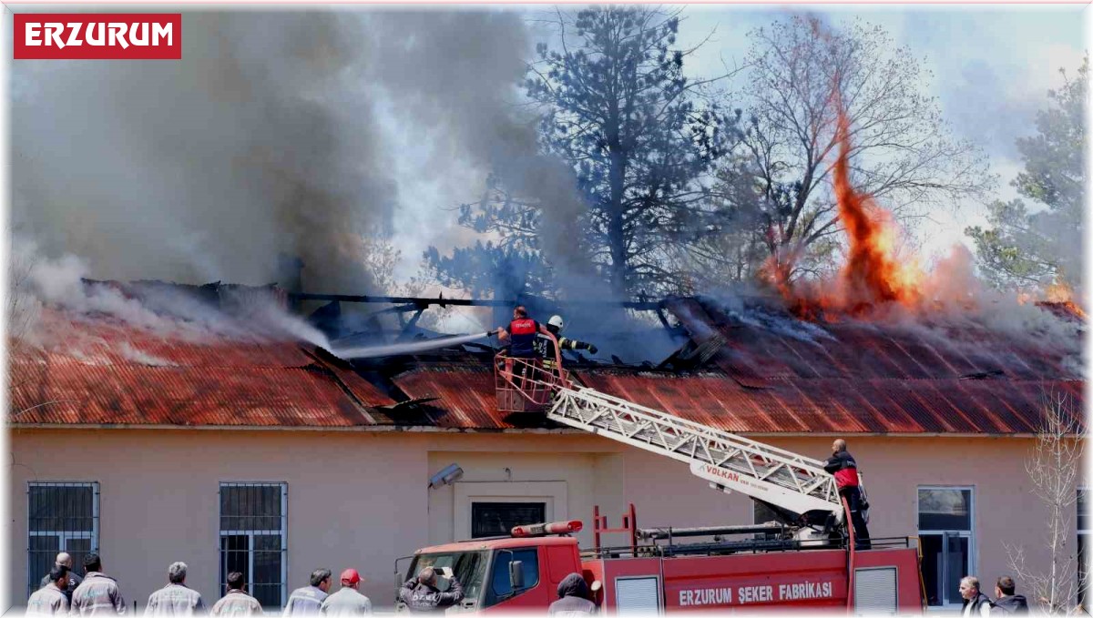 Bir kıvılcım binayı ateşe verdi
