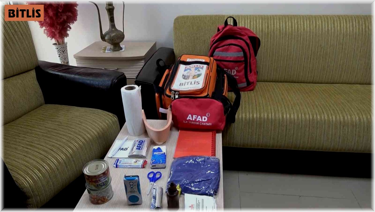 Bitlis AKUT Başkanı Epözdemir: "Deprem öncesi alınacak önlemler hayat kurtarıyor"