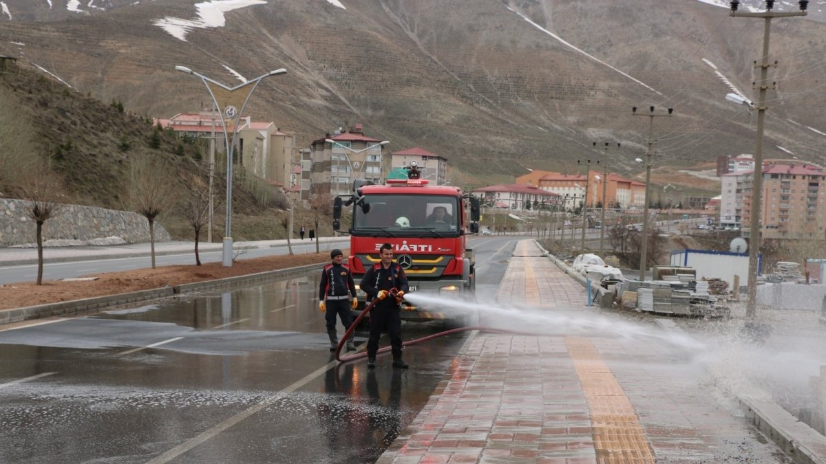 Bitlis Belediyesinden bahar temizliği