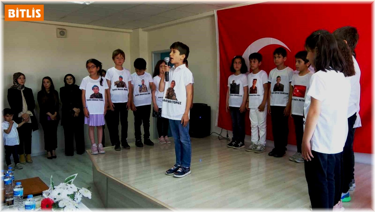 Bitlis'te 110 bin öğrenci karne heyecanı yaşadı