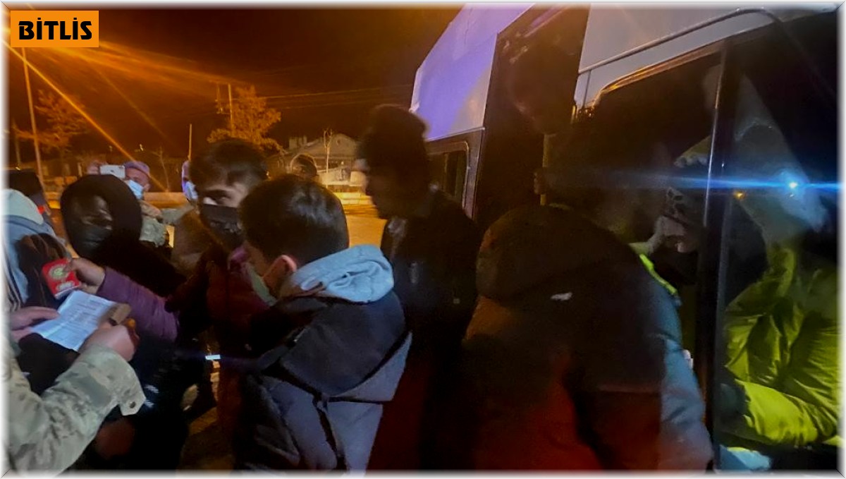 Bitlis'te 122 düzensiz göçmen yakalandı