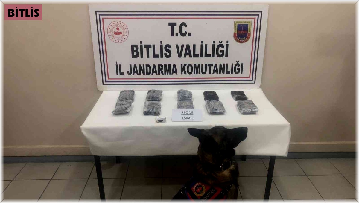 Bitlis'te 14 kilo 390 gram reçine esrar ele geçirildi