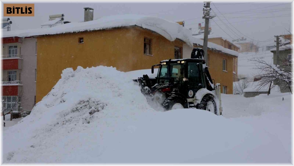 Bitlis'te 282 köy yolu ulaşıma kapandı