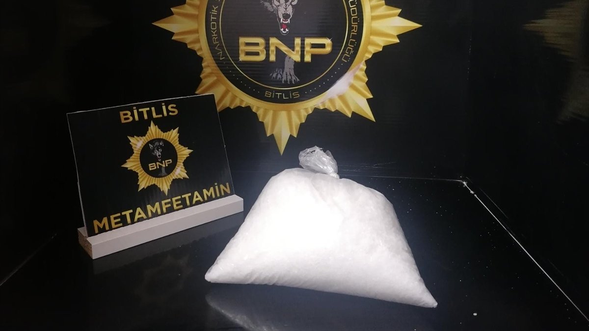 Bitlis'te 992 gram sentetik uyuşturucu ele geçirildi
