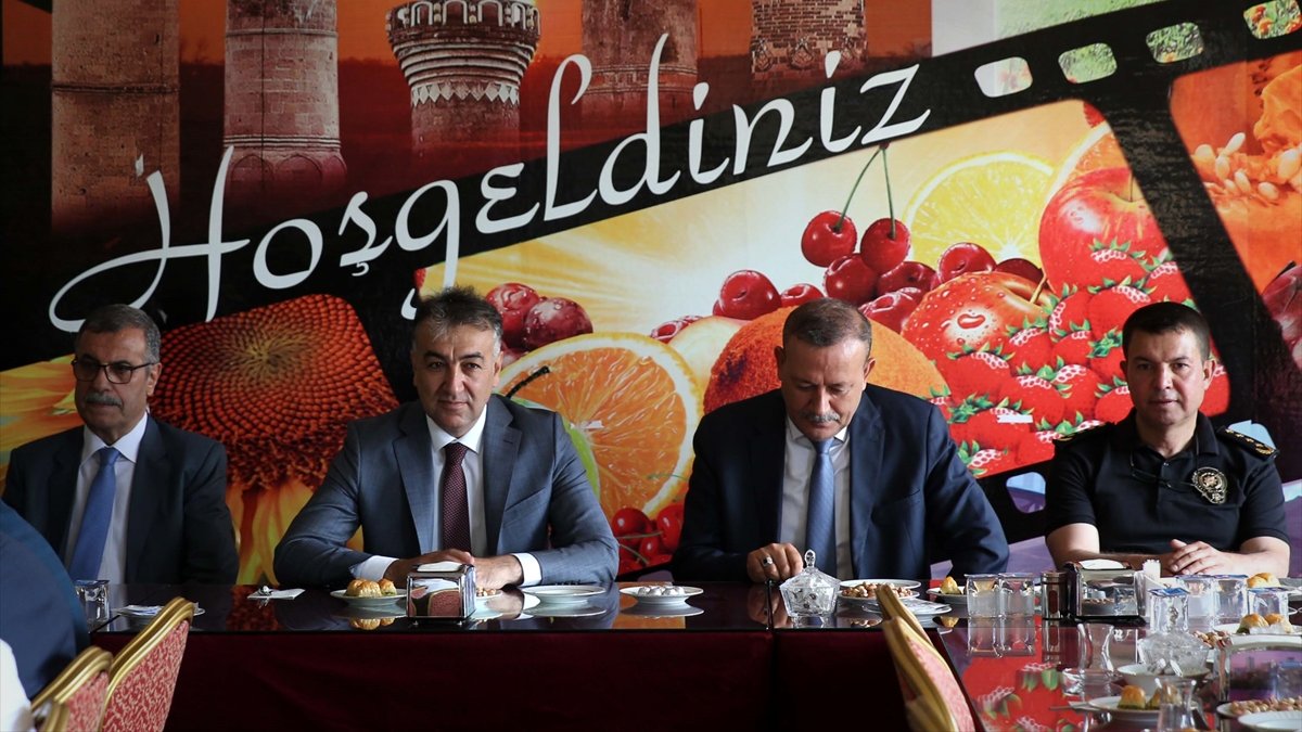 Bitlis'te bayramlaşma programı