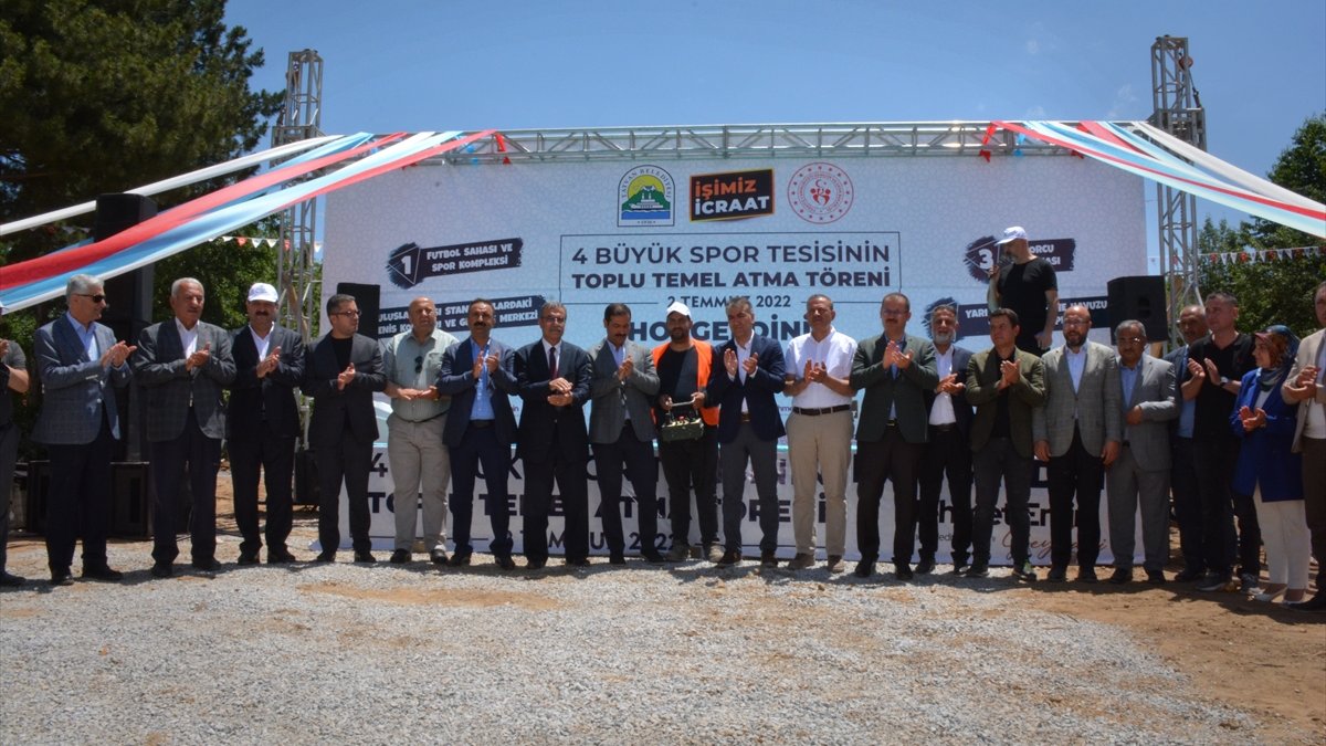 Bitlis'te dört spor tesisinin temeli atıldı