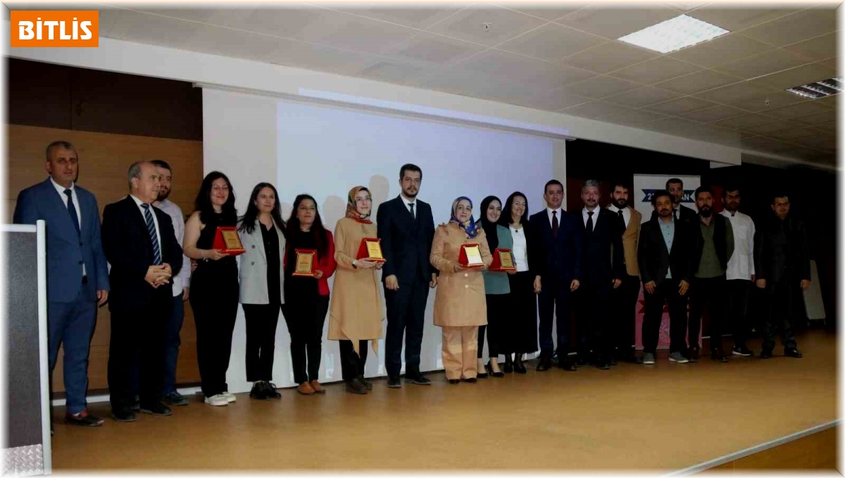 Bitlis'te "Ebeler Haftası" etkinlikleri