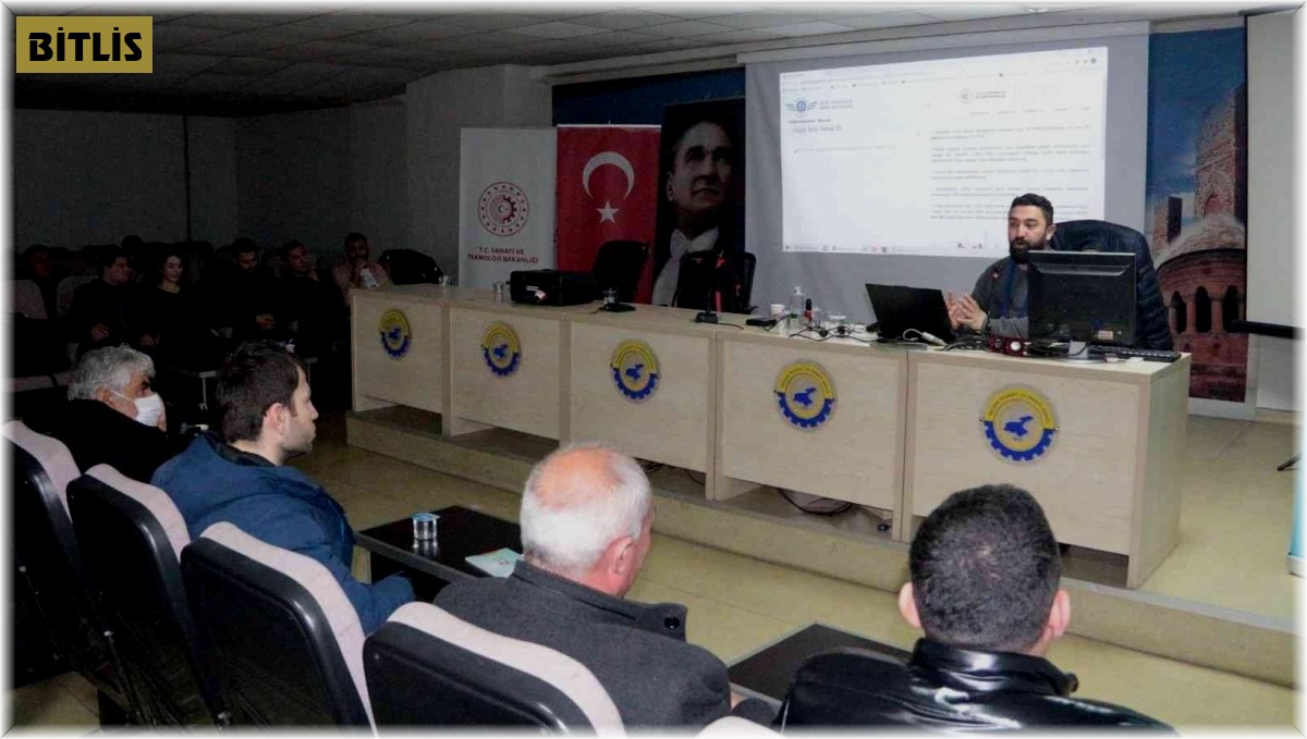 Bitlis'te gazetecilere 'İHA-1 Ticari Uçuş Eğitimi' verildi