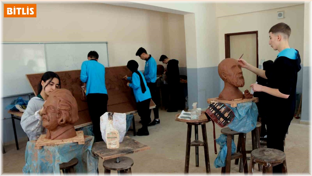 Bitlis'te geleceğin heykeltıraşları yetişiyor