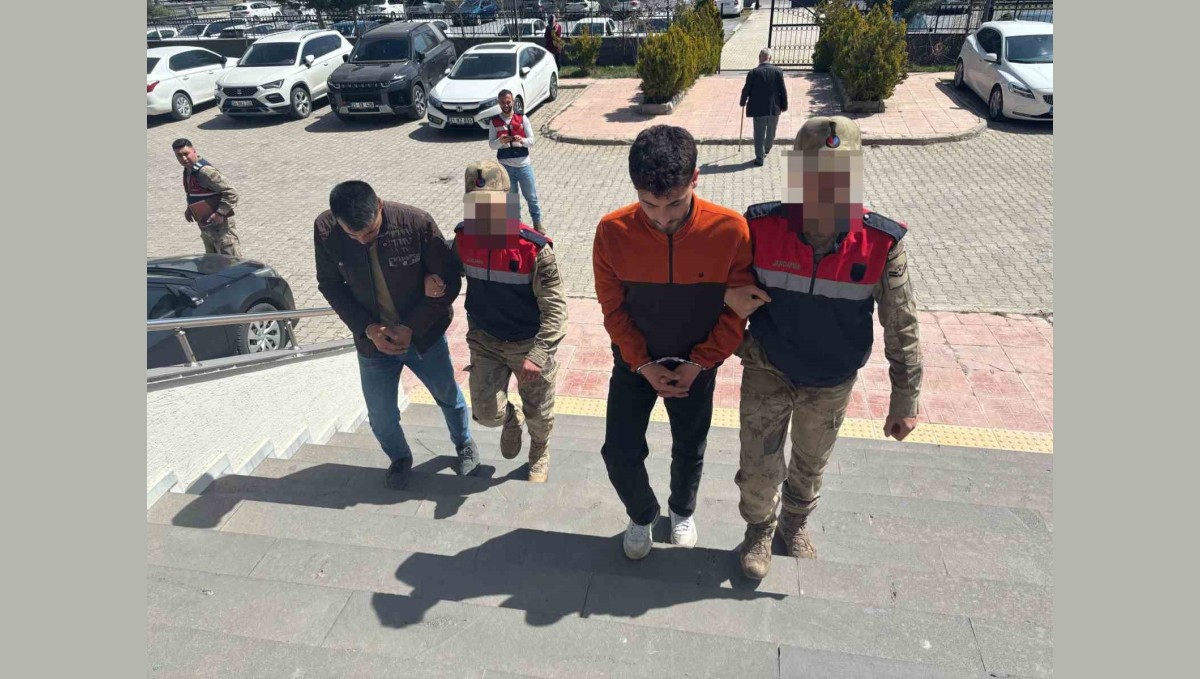 Bitlis'te göçmen kaçakçılığı yapan 4 organizatör tutuklandı