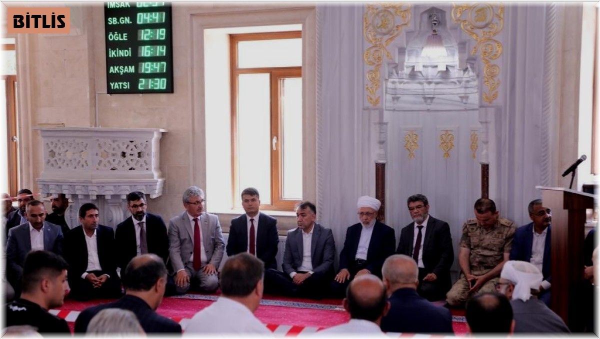 Bitlis'te husumetli aileler barıştırıldı