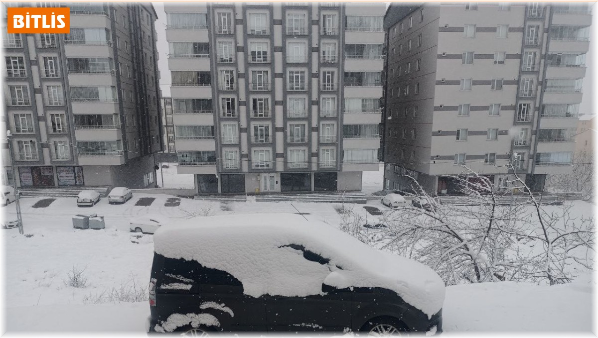 Bitlis'te kar yağışı