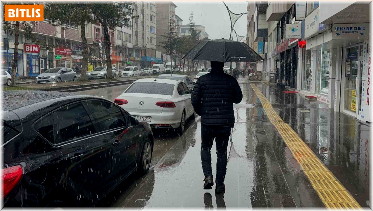 Bitlis'te kar yağışı