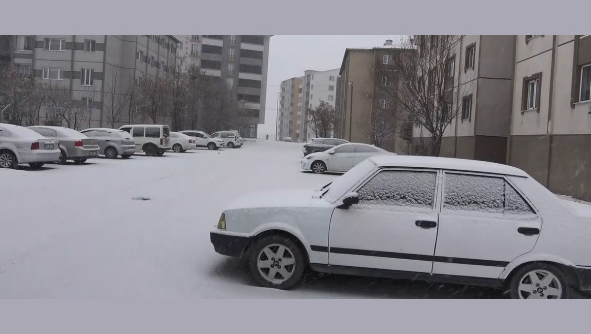 Bitlis'te kar yağışı