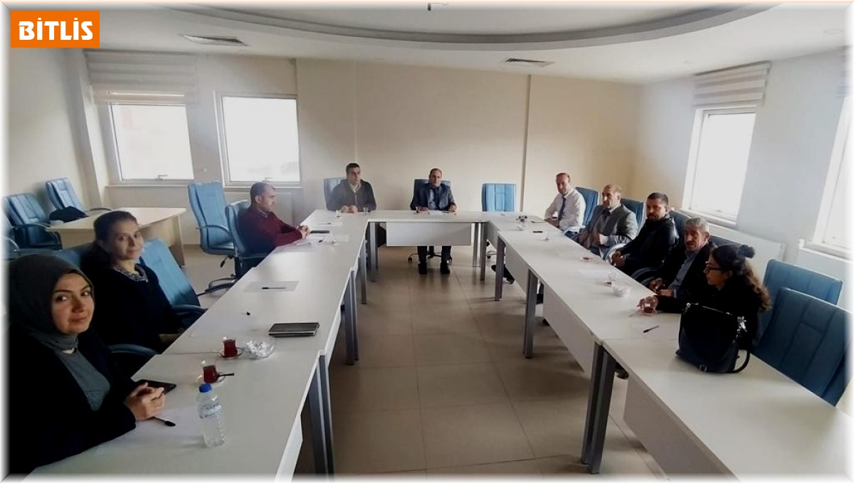 Bitlis'te 'Mesleki Bilgi Rehberlik ve Danışmanlık Hizmetleri Alt Çalışma Grubu Toplantısı' yapıldı