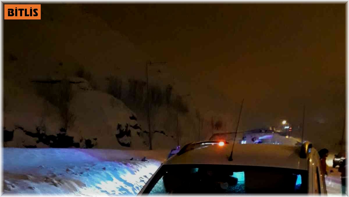 Bitlis'te meydana gelen iki ayrı kazada 5 kişi yaralandı