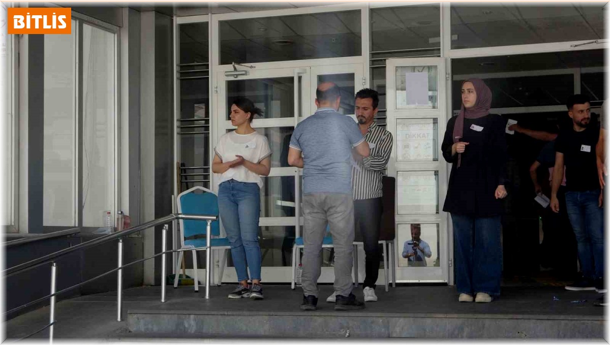 Bitlis'te öğrencilerin YKS heyecanı