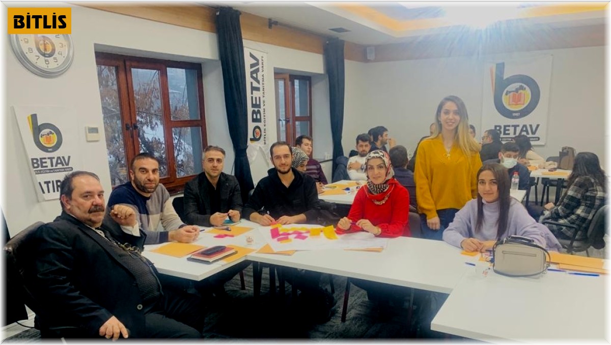 Bitlis'te proje hazırlama ve uygulama eğitimi