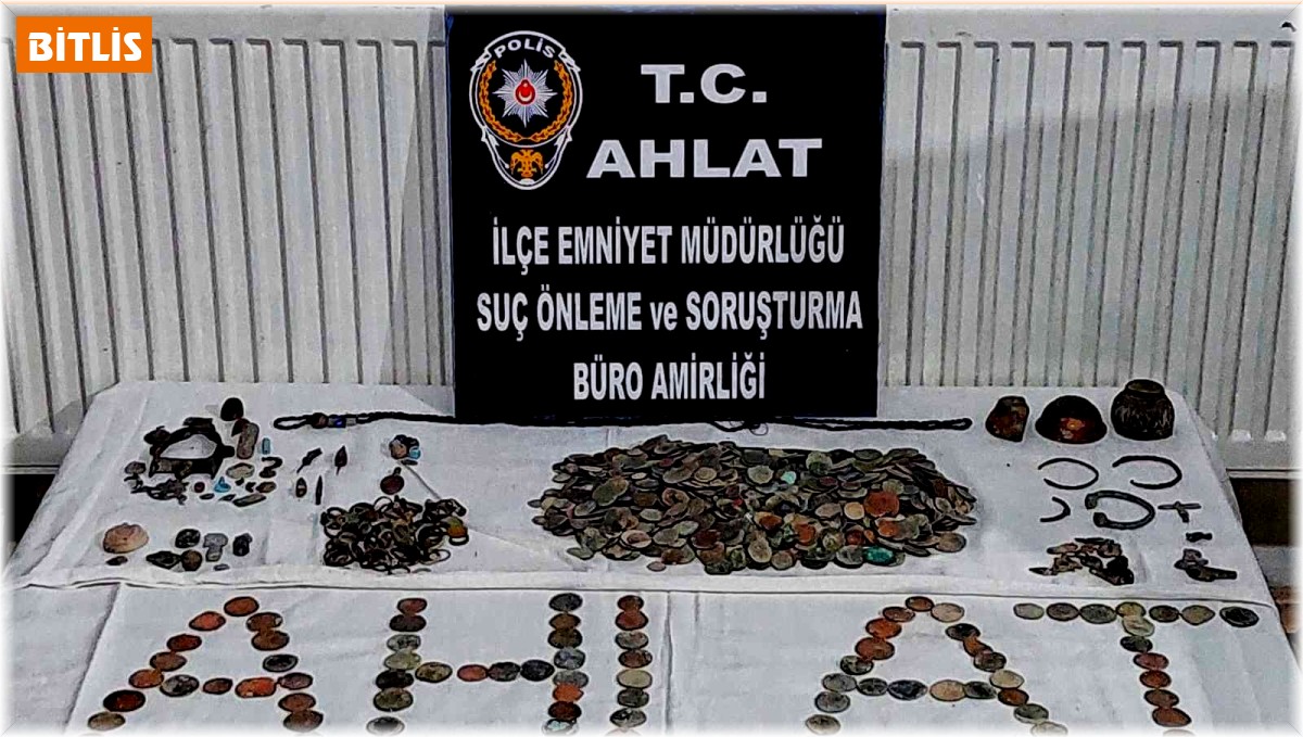 Bitlis'te sikke ve tarihi eser ele geçirildi