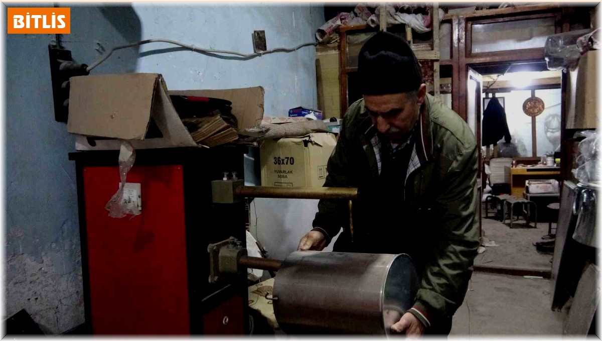 Bitlis'te soba üreticilerinin kış mesaisi başladı