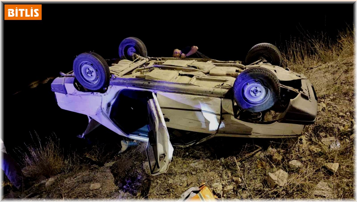 Bitlis'te trafik kazası: 3 kişi yaralandı