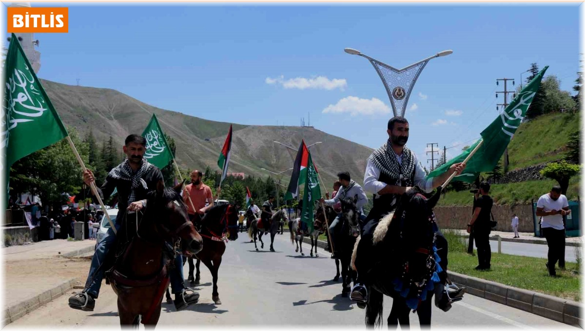 Bitlis'te vatandaşlar Filistin için yürüdü