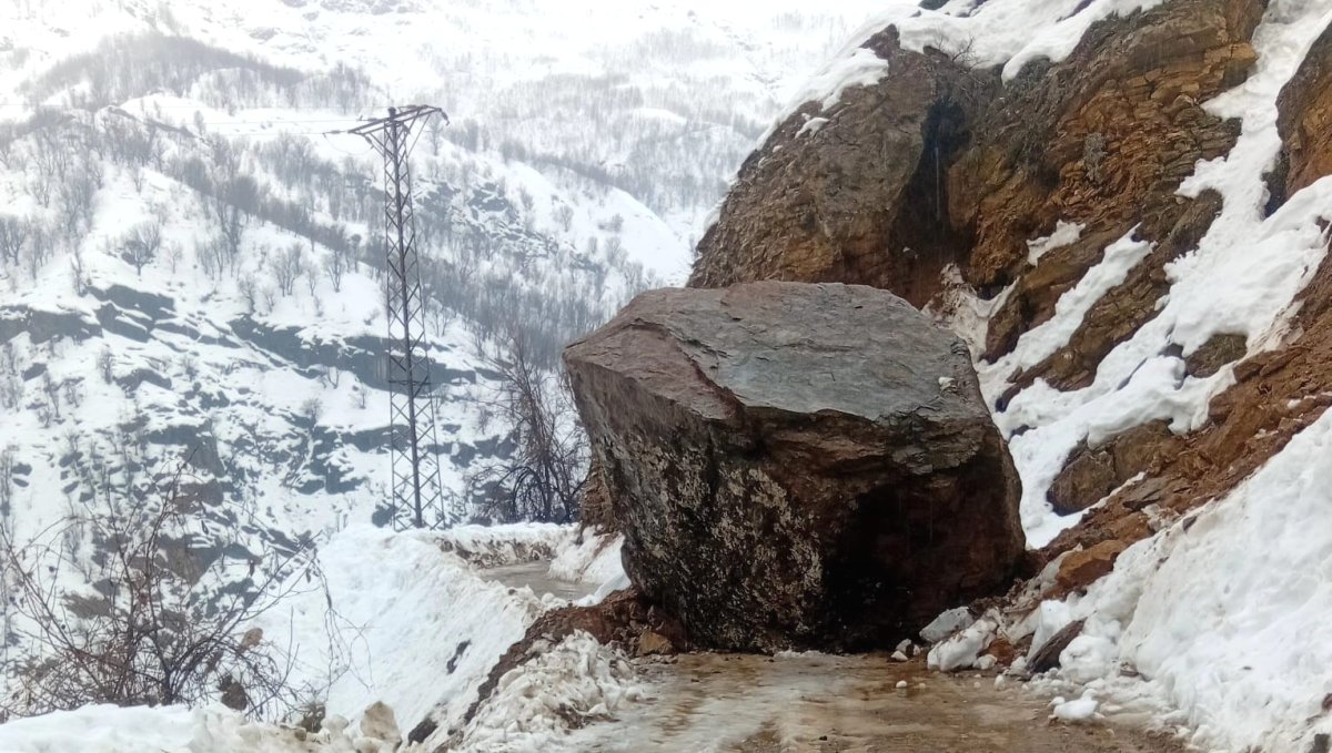 Bitlis'te yağış sonrası 6 farklı noktada heyelan meydana geldi