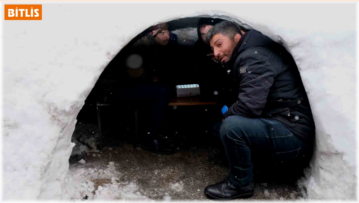 Bitlis'te yapılan "iglo" ev büyük ilgi gördü
